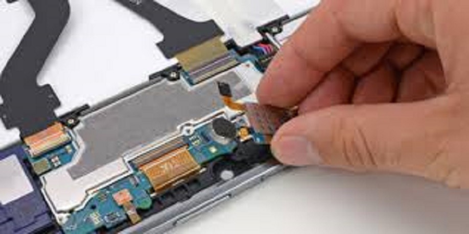 Care sunt cele mai frecvente defectiuni hardware ale telefoanelor?